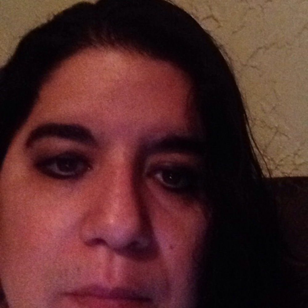 Meet your Posher, Raquel